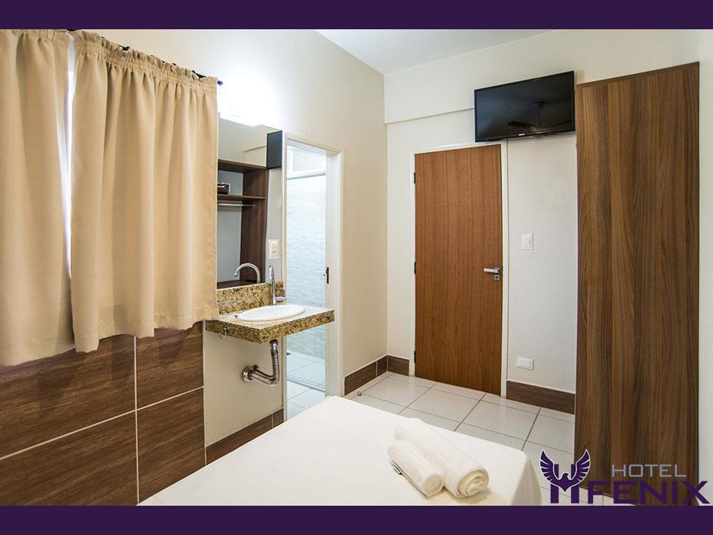 Hotel Fenix Assis Zimmer foto